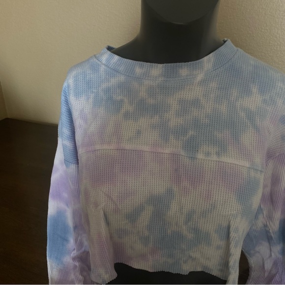 cute tie dye top - Picture 4 of 7